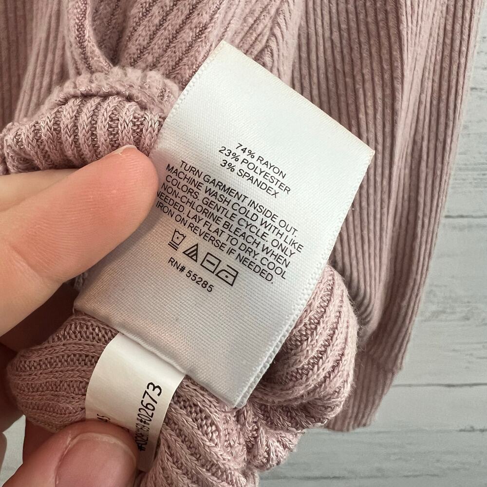 Express Pink Long Sleeve Pullover Sweater Size XL - Picture 7 of 7